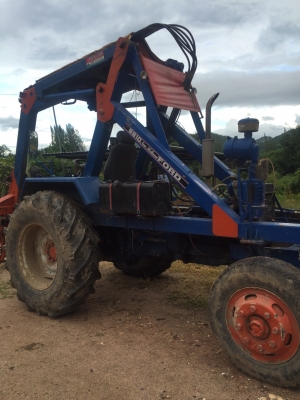 ขายรถคีบ ฟอร์ด5000 ด่วนๆ