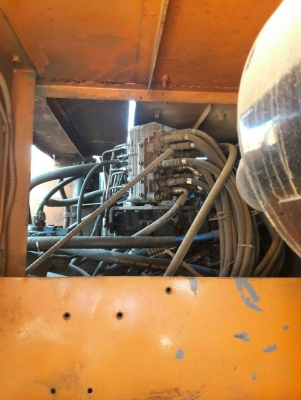 แบคโฮ Hitachi ZX200-1 เอกสารเล่มทะเบียน 15,xxx ชั่วโมง พร้อมใช้งานสุดๆ