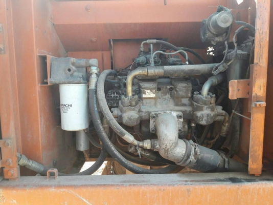 แบคโฮ Hitachi ZX200-1 เอกสารเล่มทะเบียน 15,xxx ชั่วโมง พร้อมใช้งานสุดๆ