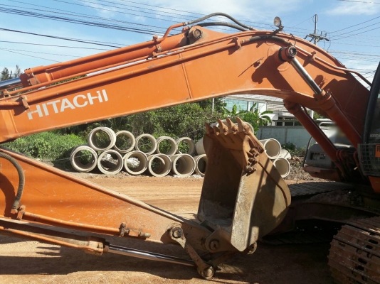 แบคโฮ Hitachi ZX200-1 เอกสารเล่มทะเบียน 15,xxx ชั่วโมง พร้อมใช้งานสุดๆ