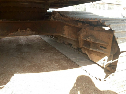 แบคโฮ Hitachi ZX200-1 เอกสารเล่มทะเบียน 15,xxx ชั่วโมง พร้อมใช้งานสุดๆ