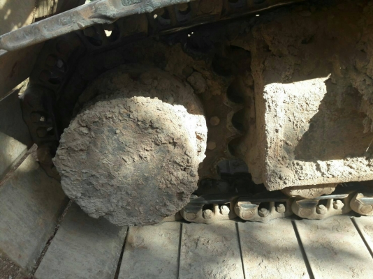 แบคโฮ Hitachi ZX200-1 เอกสารเล่มทะเบียน 15,xxx ชั่วโมง พร้อมใช้งานสุดๆ