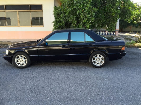 ขายรถยนต์ BENZ รุ่น 190, E 1.8 โฉม W201 ปี 1992 สีดำ