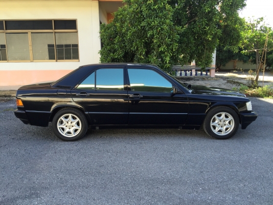 ขายรถยนต์ BENZ รุ่น 190, E 1.8 โฉม W201 ปี 1992 สีดำ