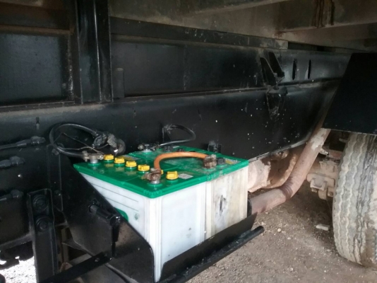 Isuzu rocky 240 โคท R โทร 0917652329