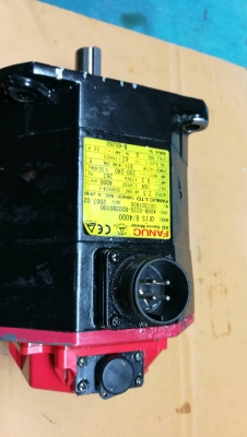 2,500 บ. ส่งฟรี083-2000058  LINE ID: line832923 ACเซอร์โวมอเตอร์FANUC รุ่น is8/4000  ขนาด 2.5 KW.  ถอดจากเครื่องจักรมา (มี 8 ตัว)