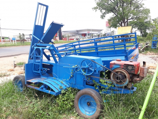 เครื่องอัดฟาง พร้อมเครื่อง พร้อมใช้งาน ราคาถูก 39500 โทร. 083-1409216