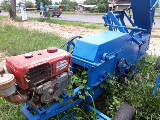 เครื่องอัดฟาง พร้อมเครื่อง พร้อมใช้งาน ราคาถูก 39500 โทร. 083-1409216