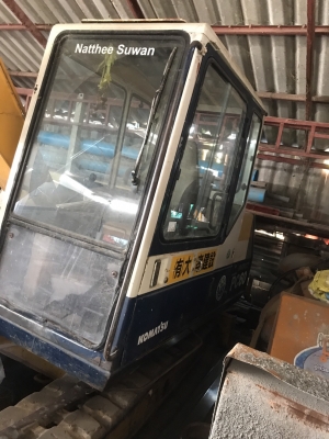 Komatsu PC60-6 เก่านอก มีอุปกรณ์ สองชุด บูมยาวและบูมสั้น แทรคเหล็กและแทรคยาง พร้อมลุย