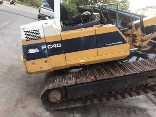Komatsu PC40-6 เก่านอก มีอุปกรณ์ครบ แถมรถลากหนึ่งชุด พร้อมลุย
