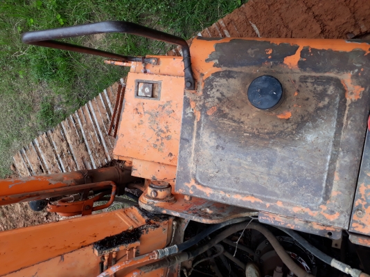 ขายด่วน HITASHI EX200-2สภาพสวยพร้อมใช้งาน เครื่องปั้มดีเยี่ยม โซ่ช่วงล่างสวย เครื่องเดิมปั้มเดิม รถทำงานไม่โหลด พร้อมลุยงาน สนใจสอบถาม 093-0764943  088-3223272