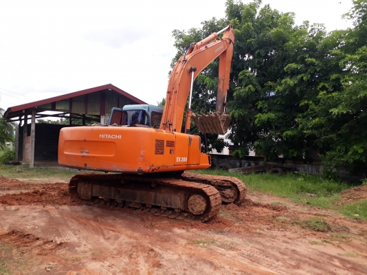 ขายด่วน HITASHI EX200-2สภาพสวยพร้อมใช้งาน เครื่องปั้มดีเยี่ยม โซ่ช่วงล่างสวย เครื่องเดิมปั้มเดิม รถทำงานไม่โหลด พร้อมลุยงาน สนใจสอบถาม 093-0764943  088-3223272