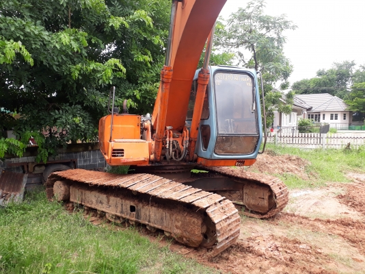 ขายด่วน HITASHI EX200-2สภาพสวยพร้อมใช้งาน เครื่องปั้มดีเยี่ยม โซ่ช่วงล่างสวย เครื่องเดิมปั้มเดิม รถทำงานไม่โหลด พร้อมลุยงาน สนใจสอบถาม 093-0764943  088-3223272