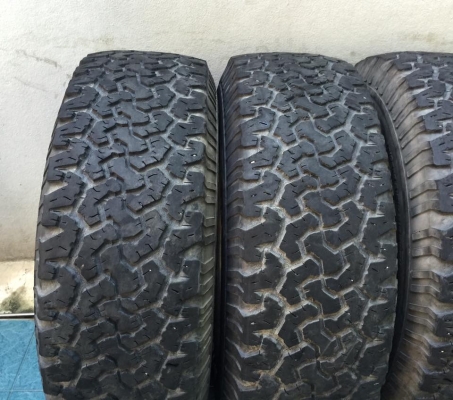 ยางBF All-Terrain 265/75/16 Made in USA. สภาพดี แก้มสวย ถูกๆ ยางBF All-Terrain 265/75/16 Made in USA. สภาพดี แก้มสวย ถูกๆ
