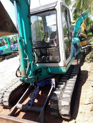 ขายKOMATSU  PC40-7E  เก่าญี่ปุ่นแท้  มีลายแย๊ก เครื่องดำ  สภาพสวย  เดิมๆๆ   6,xxx   ชั่วโมง  เครื่องปั๊มดี  ลองระบบกันได้ทุกวัน  โทร  089-3818694 ดวงนภา