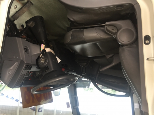 6ล้อ ISUZU NMR130 ปี2555.