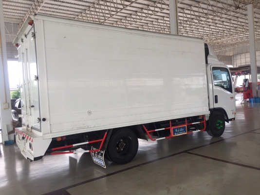 6ล้อ ISUZU NMR130 ปี2555.