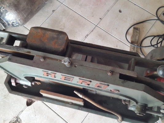 แท่นเลื่อยHERO 14 นิ้ว สวยๆ พร้อมใช้งาน 9,500 ด่วนๆๆๆ