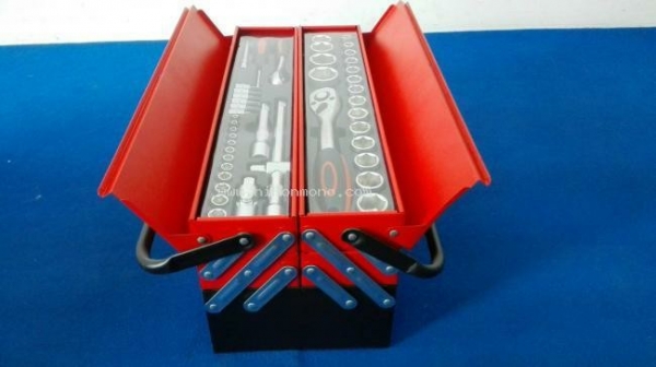 กล่องเครื่องมือ / TF-081( 81 ชิ้น) รหัสสินค้า : 81004769 ราคาพิเศษ 3,400 บาท www.nihonmono.com