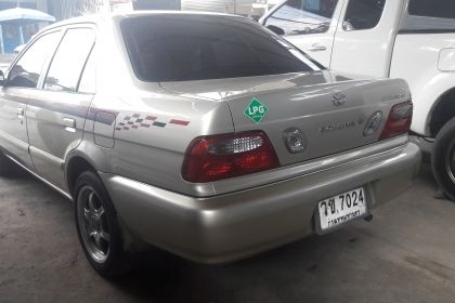 รถเก๋ง TOYOTA SOLUNA ปี 02 เกียร์AUTO ติดแก๊ส LPG หัวฉีด เครื่อง 1500 CC. ราคา 75,000 บ.รถสภาพสวย พร้อมใช้งาน รถอยู่ดอนเมือง