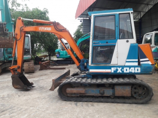 ขายKUBOTA FX040  เก่าญี่ปุ่นแท้  สภาพสวย  เครื่องปั๊มดี  ลองระบบกันได้ทุกวัน  โทร  089-3818694  ดวงนภา