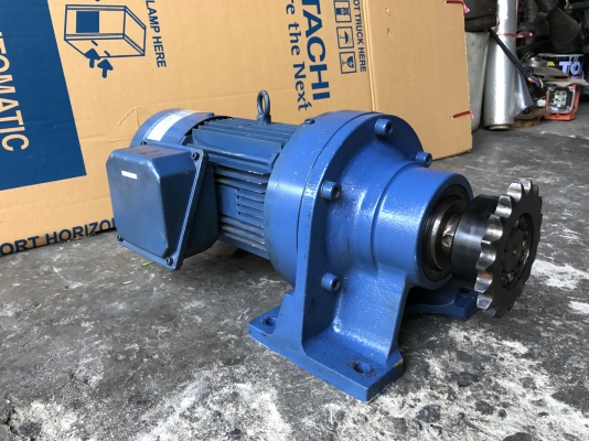 ขายมอเตอร์เกียร์ Cycro drive Sumitomo 2HP. 380V อัตราทด 1:35มีระบบเบรคในตัว สภาพสวยเดิมๆ วิ่งนิ่ม พร้อมใช้งาน