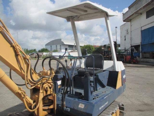 ขายรถขุดแบคโฮ KOMATSU Pc20-5 รถเก่านอกแท้100\% (เครื่อง3สูบ มีลายหัวกระแทก แทรคก้อนยาง)เครื่องแน่น ระบบไว รถพร้อมใช้งาน เอกสารใบอินวอยครบ (รถสวยๆเดิมๆอย่ารอช้า)        ????ราคา 250,000 ต่อรองได้ครับ???? ☎️096-3268553 (สถิตย์พันธ์) ID LINE 0963268553 ????ร้