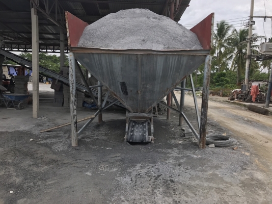 เครื่องอัดอิฐบล็อกระบบไฮดรอลิก 4 ก้อน