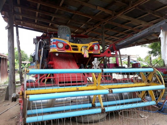 ขายรถเกี่ยวข้าวเกษตรพัฒนาจ้าวช้างปี50 ขายรถเกี่ยวข้าวเกษตรพัฒนาจ้าวช้างปี50