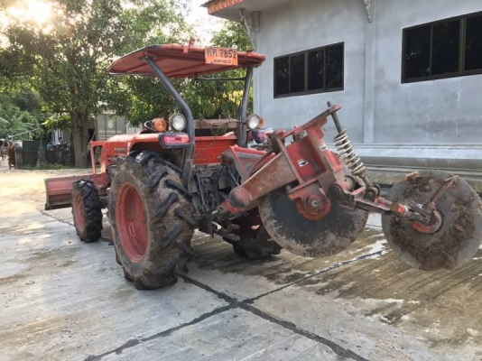 สวยสุด ๆ 365,000 บาท KUBOTA L4708 ปี 56 ทำงาน 1,102 ชม. (ใบมีดหน้า -ผาน 6 - โรตารี ) เครื่องดี เกียร์ดี เอกสารเล่มทะเบียน รถอยู่ จ.อำนาจเจริญ โทร&ไอดีไลน์ 0610710295 สวยสุด ๆ 365,000 บาท KUBOTA L4708 ปี 56 ทำงาน 1,102 ชม. (ใบมีดหน้า -ผาน 6 - โรตารี ) เครื่องดี เกียร์ดี เอกสารเล่มทะเบียน รถอยู่ จ.อำนาจเจริญ โทร&ไอดีไลน์ 0610710295