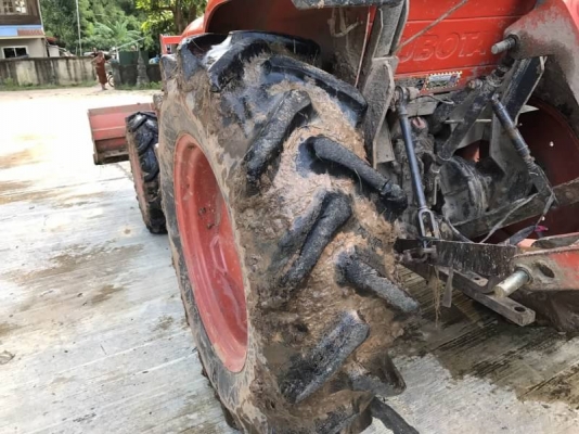 สวยสุด ๆ 365,000 บาท KUBOTA L4708 ปี 56 ทำงาน 1,102 ชม. (ใบมีดหน้า -ผาน 6 - โรตารี ) เครื่องดี เกียร์ดี เอกสารเล่มทะเบียน รถอยู่ จ.อำนาจเจริญ โทร&ไอดีไลน์ 0610710295 สวยสุด ๆ 365,000 บาท KUBOTA L4708 ปี 56 ทำงาน 1,102 ชม. (ใบมีดหน้า -ผาน 6 - โรตารี ) เครื่องดี เกียร์ดี เอกสารเล่มทะเบียน รถอยู่ จ.อำนาจเจริญ โทร&ไอดีไลน์ 0610710295