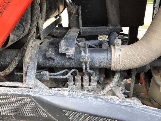 สวยสุด ๆ 365,000 บาท KUBOTA L4708 ปี 56 ทำงาน 1,102 ชม. (ใบมีดหน้า -ผาน 6 - โรตารี ) เครื่องดี เกียร์ดี เอกสารเล่มทะเบียน รถอยู่ จ.อำนาจเจริญ โทร&ไอดีไลน์ 0610710295 สวยสุด ๆ 365,000 บาท KUBOTA L4708 ปี 56 ทำงาน 1,102 ชม. (ใบมีดหน้า -ผาน 6 - โรตารี ) เครื่องดี เกียร์ดี เอกสารเล่มทะเบียน รถอยู่ จ.อำนาจเจริญ โทร&ไอดีไลน์ 0610710295