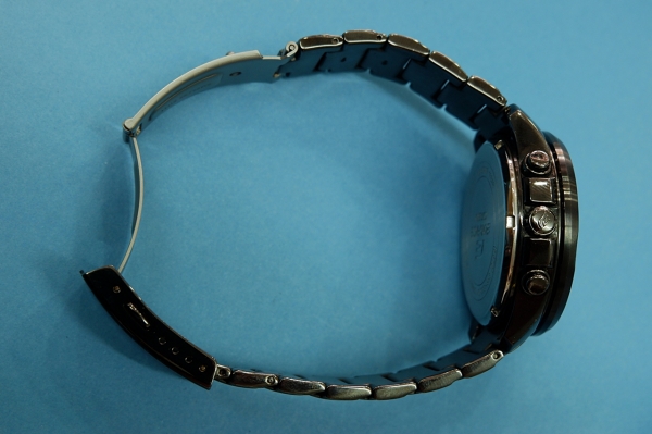 นาฬิกา Casio Edifice Chronograph รุ่น EFR-533DY สภาพใหม่ มีกล่อง สายต่อ คู่มือ ส่งฟรี นาฬิกา Casio Edifice Chronograph รุ่น EFR-533DY สภาพใหม่ มีกล่อง สายต่อ คู่มือ ส่งฟรี