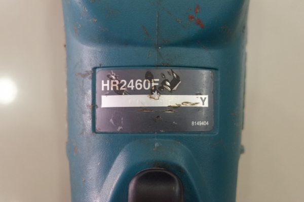 สว่านโรตารี่ มากีต้า Makita รุ่น 24MM HR2460F 780 วัตต์ สภาพดี พร้อมใช้งาน