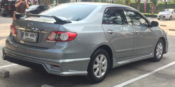 TOYOTA ALTIS ปี2011 ตัวGออโต้ ชุดแต่งรอบคัน