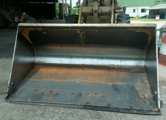 รถตักล้อยางเอวอ่อน TCM.STD30 ต่อแขนแล้ว สภาพพร้อมลุยงานค่ะ