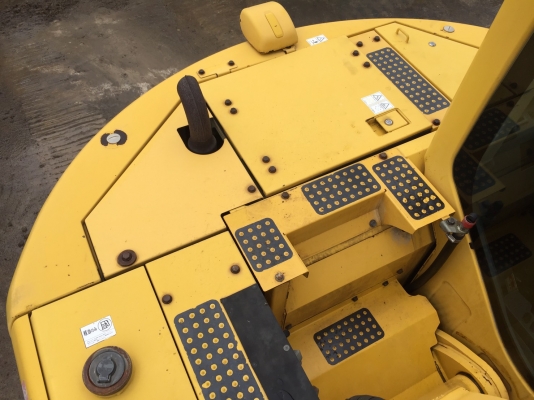 ขายKOMATSU  PC138US-8-AC  ปี 2008  มาใหม่  เก่าญี่ปุ่นแท้  สภาพสวย  พร้อมใช้  โทร  089-3818694  จ๊อย..