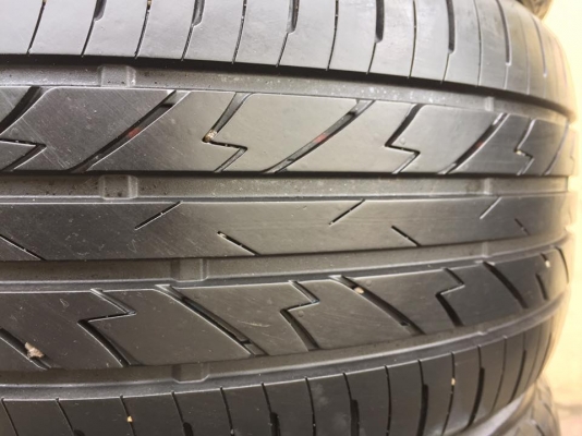 ขายยาง DAYTON DT30 (BY BRIDGESTONE) 225-40-18,235-40-18 ปี16 น้องๆป้ายแดง ยังเห็นตุ่มหน้ายางทุกเส้น ไม่มีปะ ไม่มีตำหนิ ชุดละ 7,500 บาท ขายยาง DAYTON DT30 (BY BRIDGESTONE) 225-40-18,235-40-18 ปี16 น้องๆป้ายแดง ยังเห็นตุ่มหน้ายางทุกเส้น ไม่มีปะ ไม่มีตำหนิ ชุดละ 7,500 บาท
