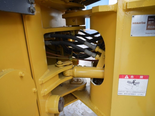 ขาย รถสวยมาก KOMATSU WA100-3 สภาพเหมือนป้ายแดง มือ2นำเข้าจากญี่ปุ่น สนใจโทร.090-986-2521 อ๊อบ ขาย รถสวยมาก KOMATSU WA100-3 สภาพเหมือนป้ายแดง มือ2นำเข้าจากญี่ปุ่น สนใจโทร.090-986-2521 อ๊อบ