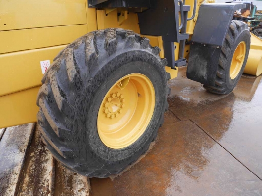 ขาย รถสวยมาก KOMATSU WA100-3 สภาพเหมือนป้ายแดง มือ2นำเข้าจากญี่ปุ่น สนใจโทร.090-986-2521 อ๊อบ ขาย รถสวยมาก KOMATSU WA100-3 สภาพเหมือนป้ายแดง มือ2นำเข้าจากญี่ปุ่น สนใจโทร.090-986-2521 อ๊อบ