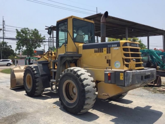 ขาย KOMATSU WA300-3 นำเข้าจากญี่ปุ่น โทร.090-986-2521 อ๊อบ