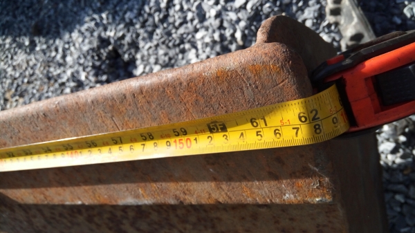 ปุ้งกี้ ขุดร่องระบายน้ำ