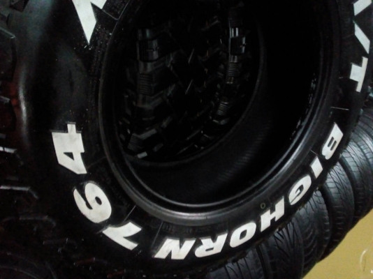 235/75R15 MAXXIS M/T BIGHORN 764 ชุด 4 เส้น tel. 081-427-3941 235/75R15 MAXXIS M/T BIGHORN 764 ชุด 4 เส้น tel. 081-427-3941