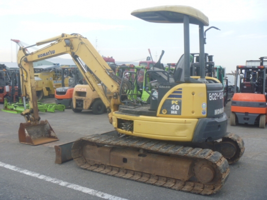 Komatsu PC40MR-2 เก่าญี่ปุ่น
