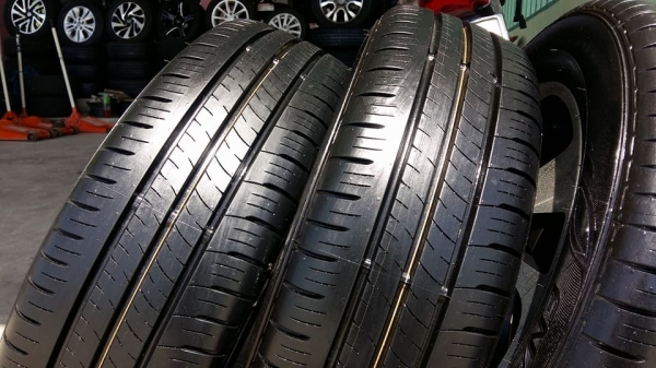 ขายล้อแม็กป้ายแดง avanza 15" ยางปี17 สนใจติดต่อร้าน ก.เจริญการยางครับ 081-3747940 ขายล้อแม็กป้ายแดง avanza 15" ยางปี17 สนใจติดต่อร้าน ก.เจริญการยางครับ 081-3747940