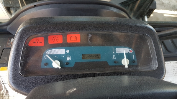 ขายด่วนรถยก TOYOTA 7FG15ยก1.5ตันเสาสูง3เมตรยางตัน4เส้นรถนอกเพื่งนำเข้ายังไม่เคยใช้งานในเมืองไทยเลย