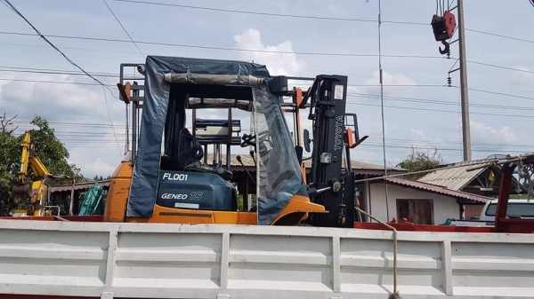ขายด่วนรถยก TOYOTA 7FG15ยก1.5ตันเสาสูง3เมตรยางตัน4เส้นรถนอกเพื่งนำเข้ายังไม่เคยใช้งานในเมืองไทยเลย