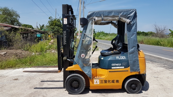 ขายด่วนรถยก TOYOTA 7FG15ยก1.5ตันเสาสูง3เมตรยางตัน4เส้นรถนอกเพื่งนำเข้ายังไม่เคยใช้งานในเมืองไทยเลย