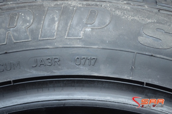 GOODYEAR EFFICIENTGRIP SUV 265/50R20 เส้นละ 8,500 บาท