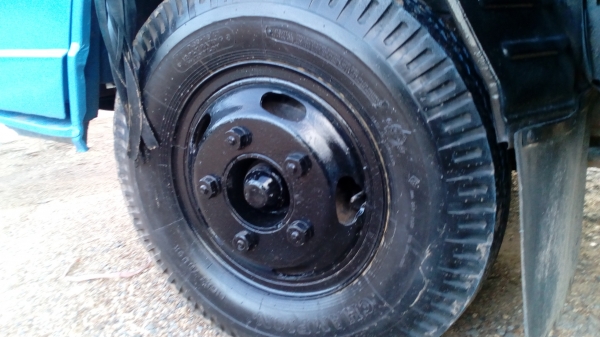 6ล้อ รถโดยสาร ISUZU NKR110 แรงม้า (คุณหนูกันมาวางเงินจองแล้วสามหมื่นบาทถ้วน)รถห้างแท้ ดาวน์98,000บาท